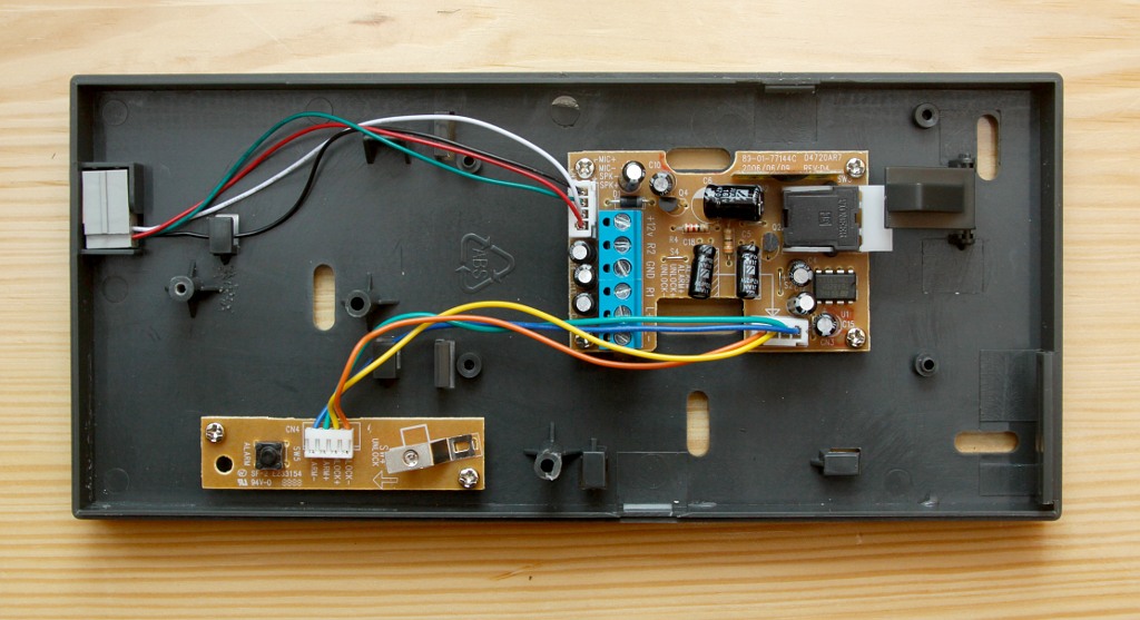 Wnętrze domofonu Eura SD720D6+AR8